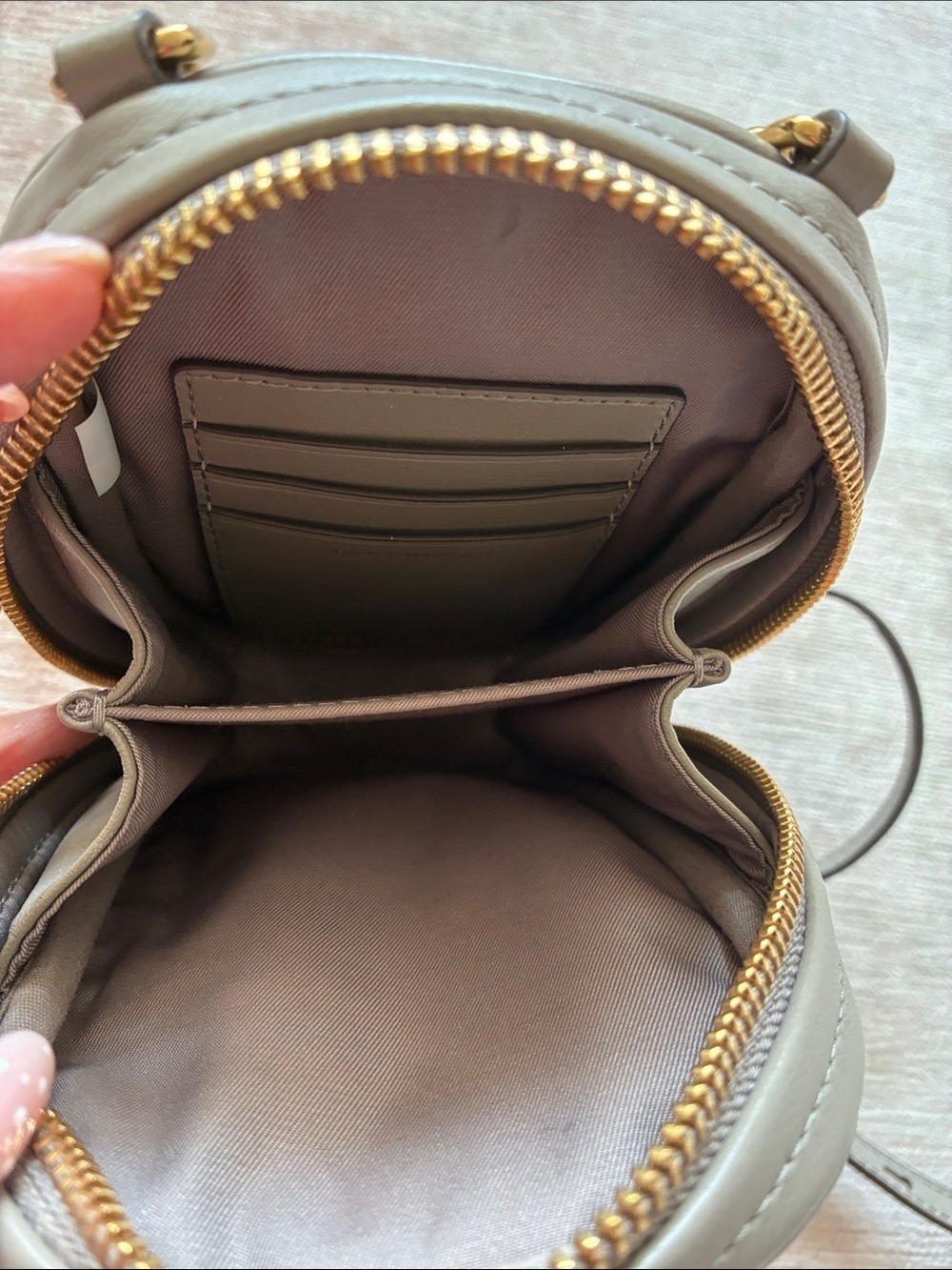 Tory Burch Kira Crossbody Phone Bag Gray Leather - Picture 7 of 7